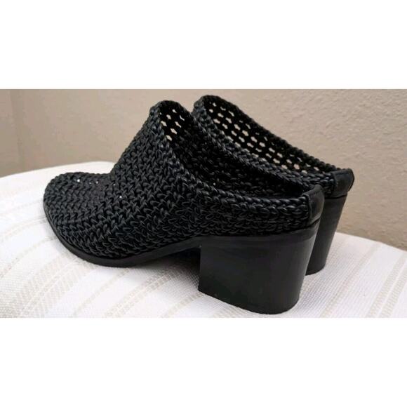 Intentionally Blank Caps Basket Mules made well Woven Black Mules On Site Size 8 - Picture 4 of 5